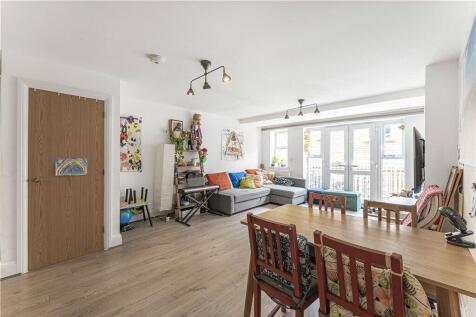 Reception/Kitchen