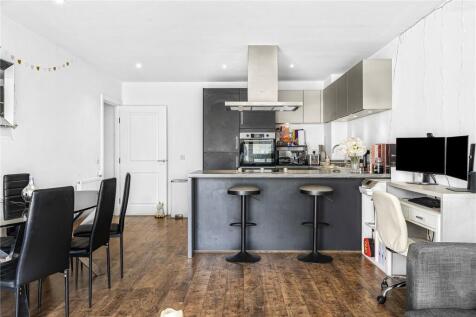 Kitchen/Reception