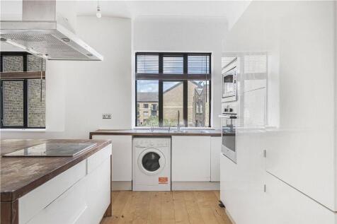 Reception/Kitchen