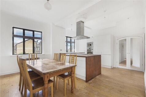 Reception/Kitchen