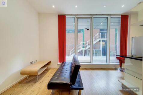Studio Room
