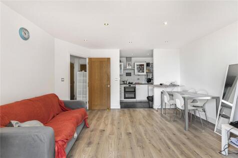 Living Room/Kitchen