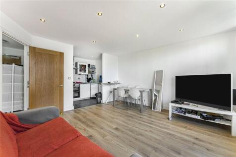 Living Room/Kitchen
