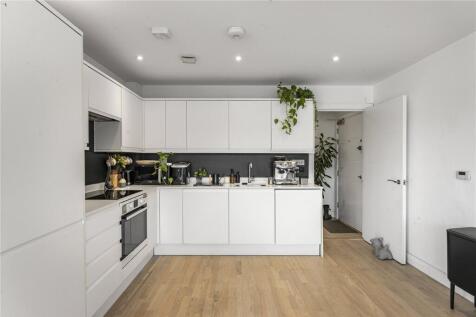 Reception/Kitchen
