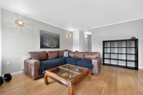 Reception/Kitchen