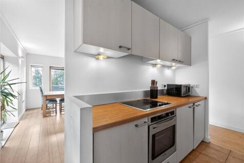 Reception/Kitchen