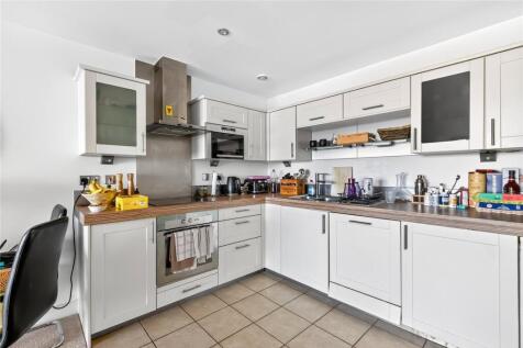 Reception/Kitchen