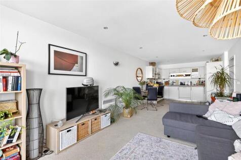Reception/Kitchen