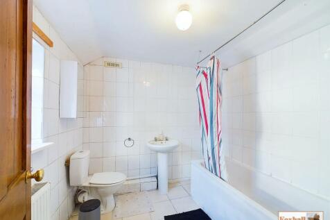 Bathroom First Floor