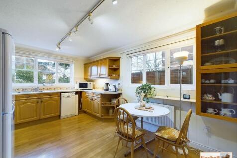 Kitchen / Breakfast Room