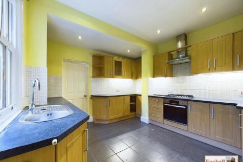 Kitchen / Breakfast Room