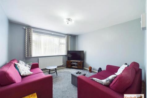 Lounge / Bedroom One