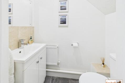Downstairs Cloakroom