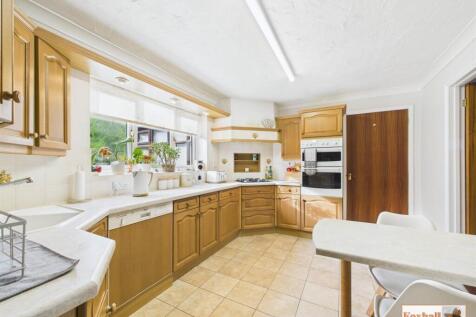 Intoto Kitchen Breakfast Room