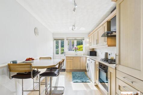 Kitchen / Breakfast Room