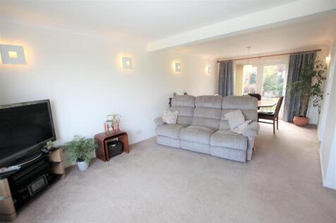 Sitting/Dining Room