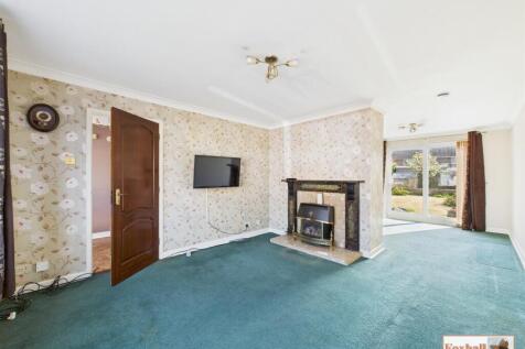 Lounge Dining Area