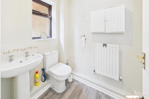 En-Suite Cloakroom