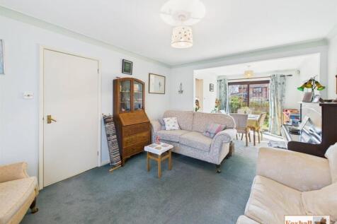 Lounge / Dining Room