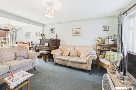 Lounge / Dining Room
