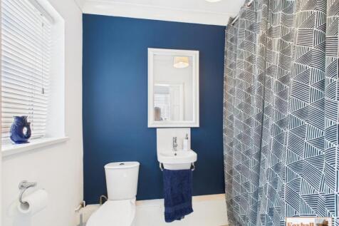 Cloakroom/Utility Room