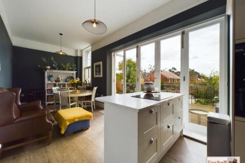 Kitchen/dining/Sitting Room