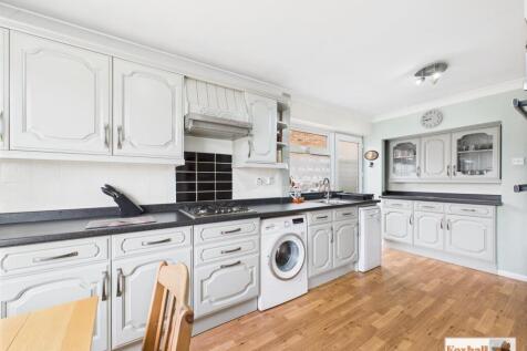 Kitchen / Breakfast Room