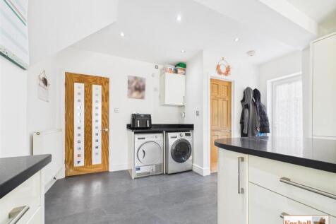 Kitchen  / Breakfast Room