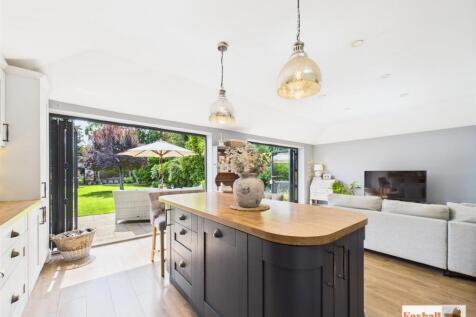 Kitchen / Dining / Sitting Area