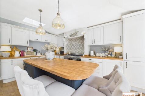 Kitchen / Dining / Sitting Area