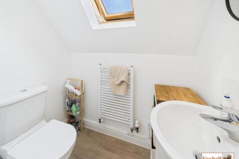 Separate Cloakroom
