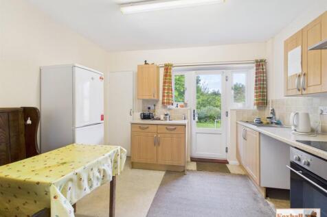 Kitchen / Breakfast Room