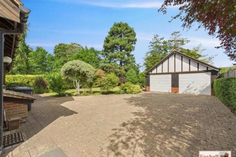 Quadruple Garage