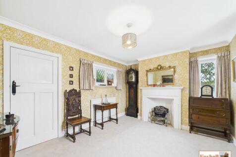 Sitting Room / Snug
