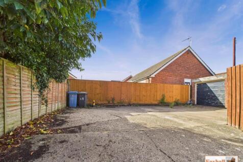 Garage &amp; Parking