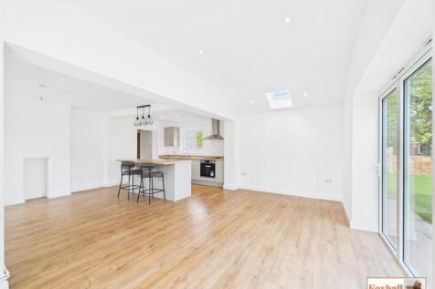 Kitchen / Diner / Breakfast / Lounge Area
