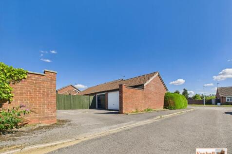 Garage &amp; Parking