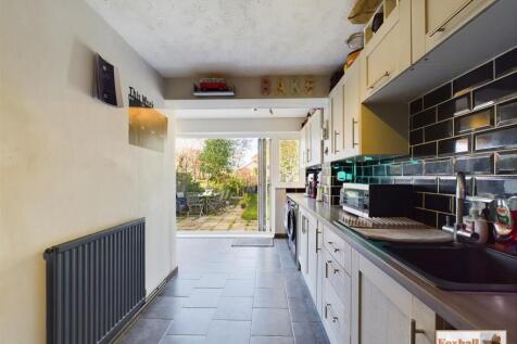 Extended Kitchen/Breakfast Room