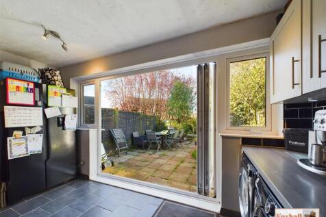 Extended Kitchen/Breakfast Room