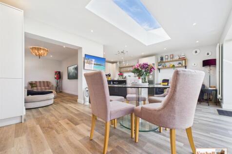 Dining / Living Area