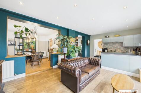 Kitchen / Family / Dining Area