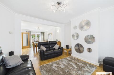 Lounge / Dining Room