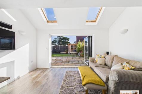 Kitchen / Dining / Family Area