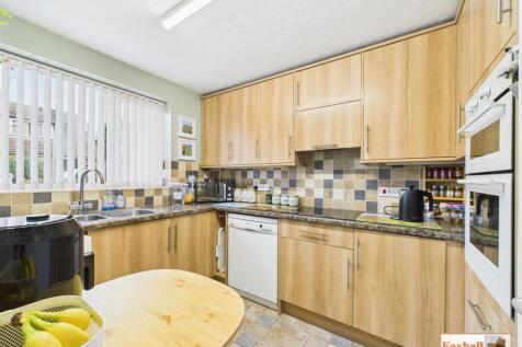 Kitchen / Breakfast Room