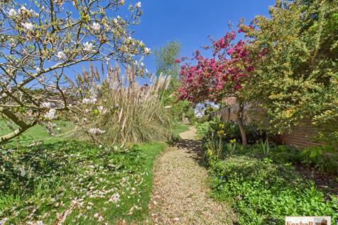 Rear Communal Garden