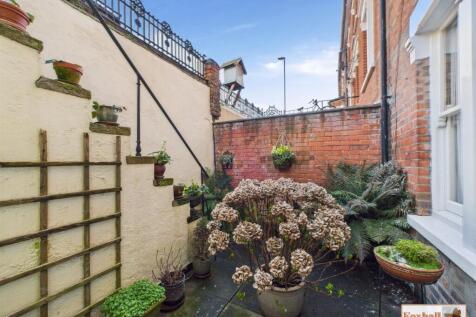 Front and Basement Garden