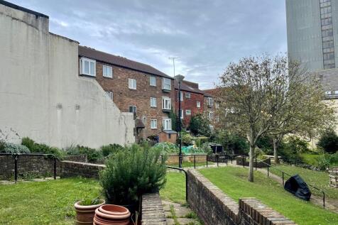 Property Image 8
