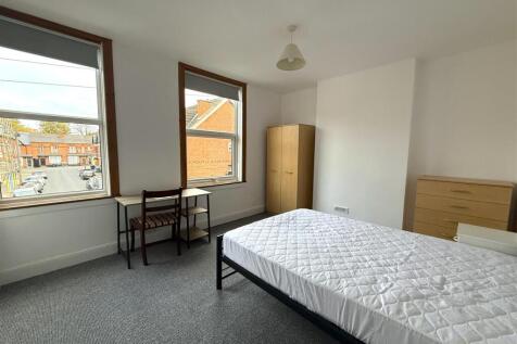 1st Floor Front Bedroom