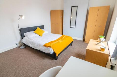 First Floor Front Bedroom