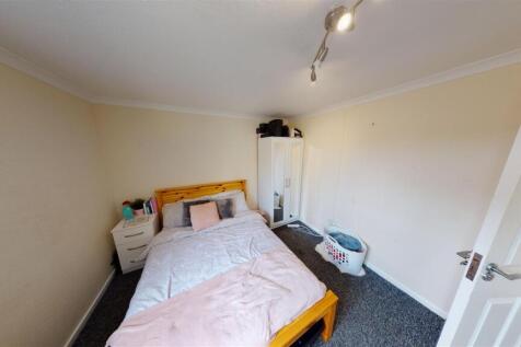 Top Floor Rear Room